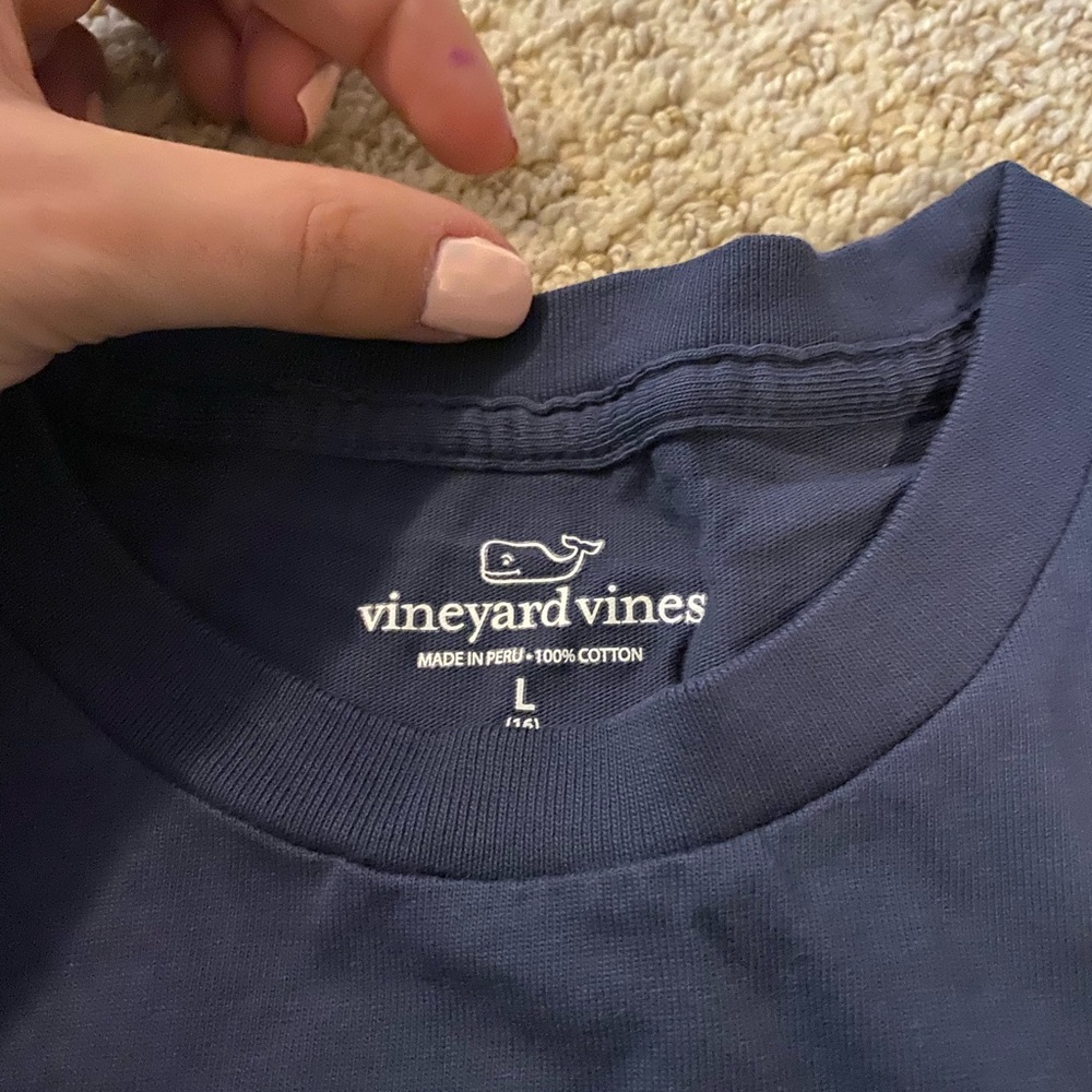 Vineyard Vines T Shirt